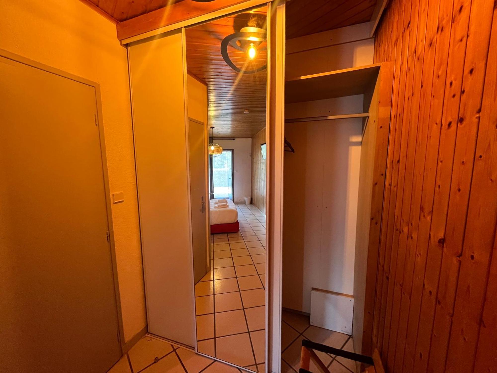Logis Le Chalet Saint-Maurice-en-Trieves Exterior photo