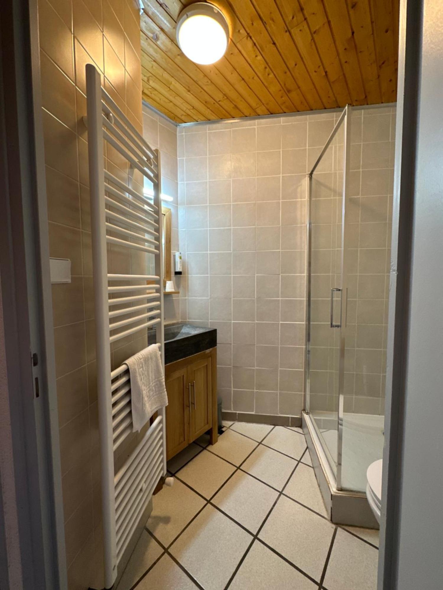 Logis Le Chalet Saint-Maurice-en-Trieves Exterior photo