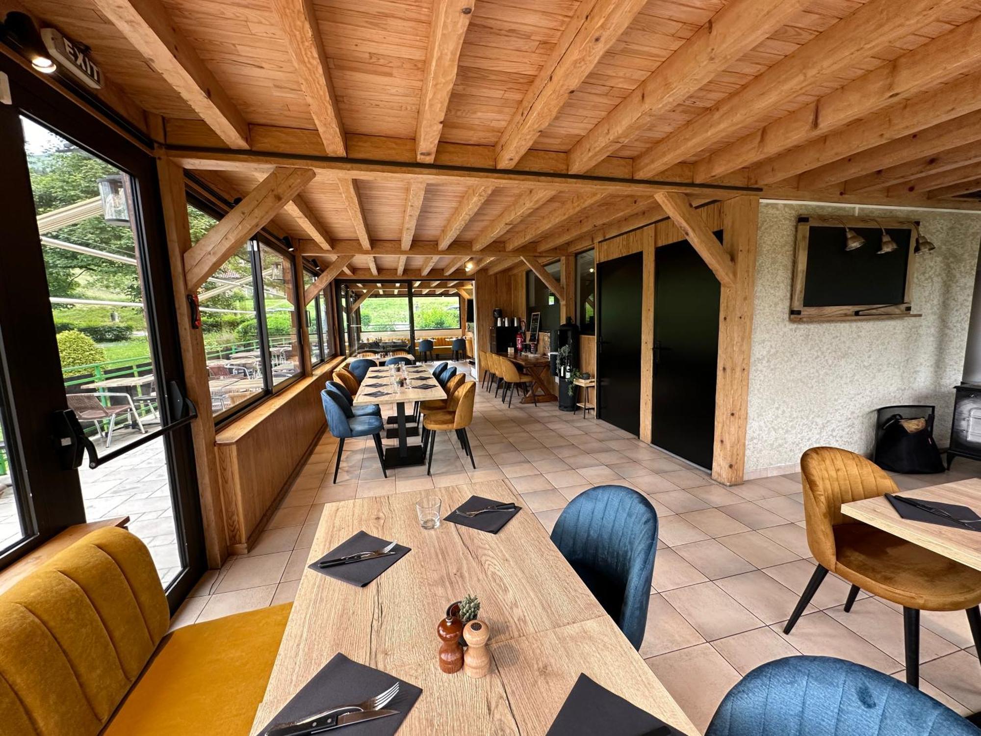 Logis Le Chalet Saint-Maurice-en-Trieves Exterior photo