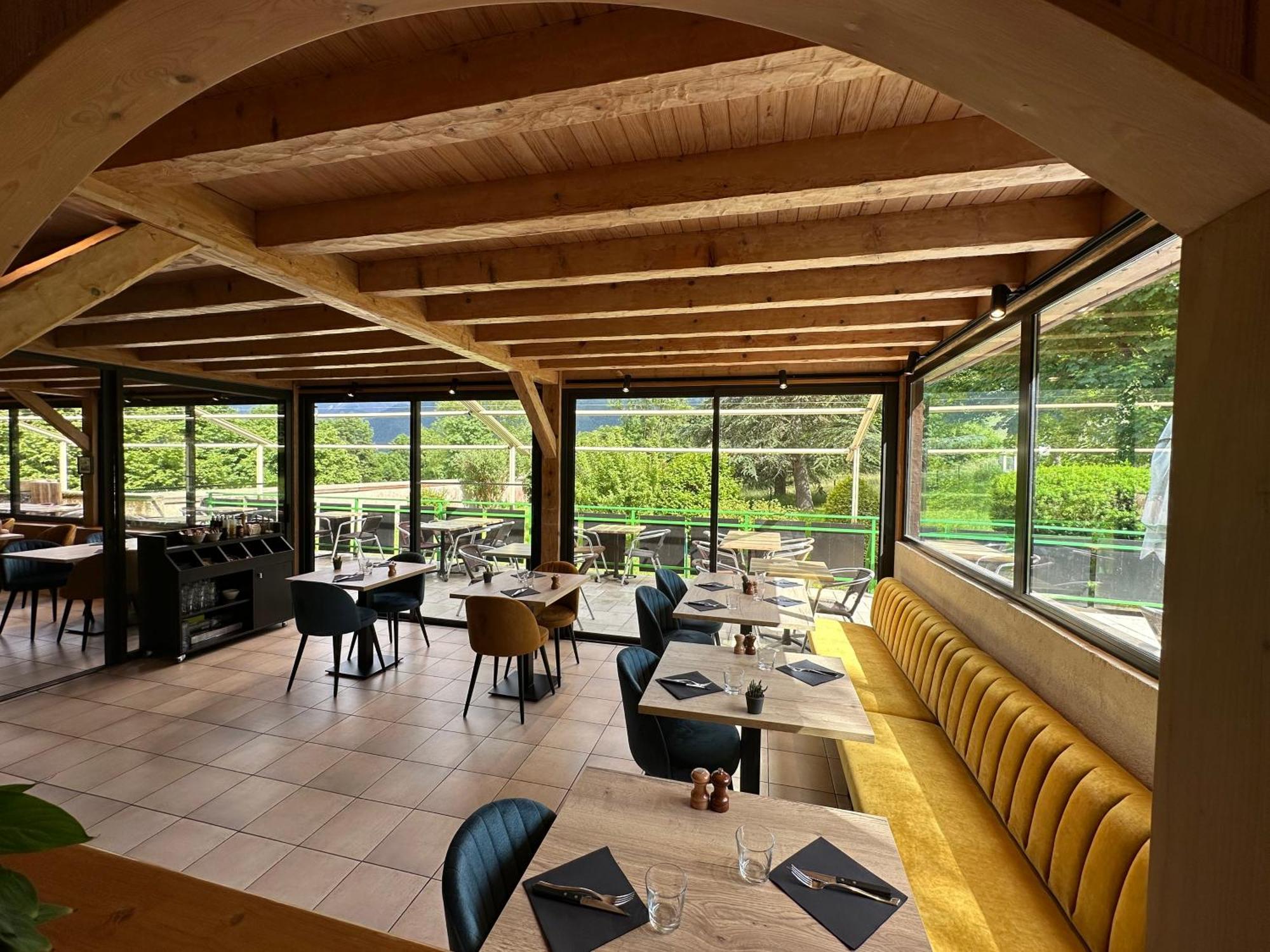 Logis Le Chalet Saint-Maurice-en-Trieves Exterior photo