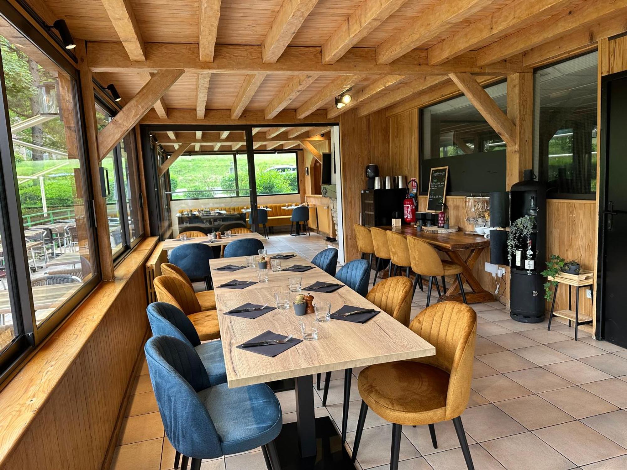 Logis Le Chalet Saint-Maurice-en-Trieves Exterior photo